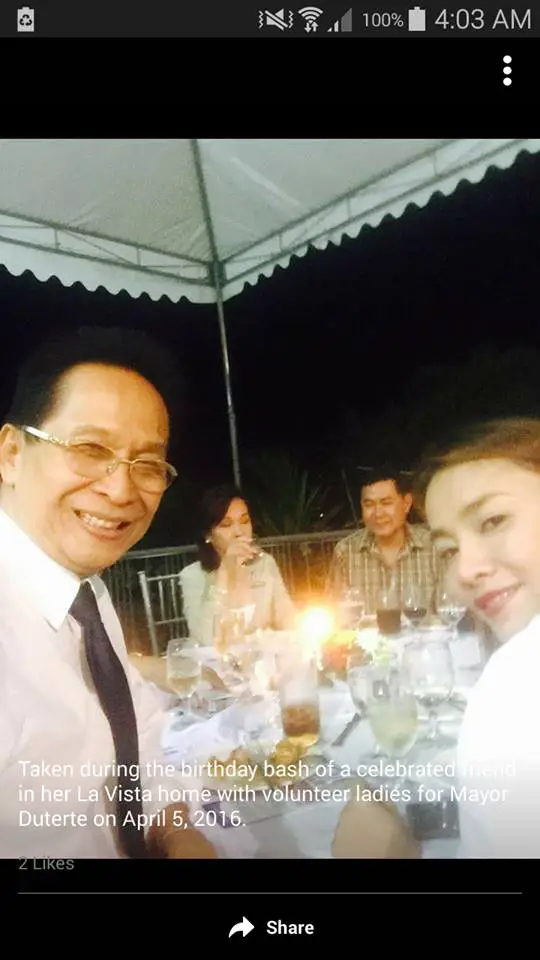 Panelo with GMA Photo With Duterte Volunteers